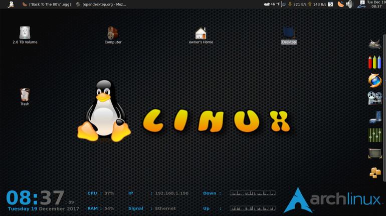 Tux Arch Wallpaper And Conky 1366x768